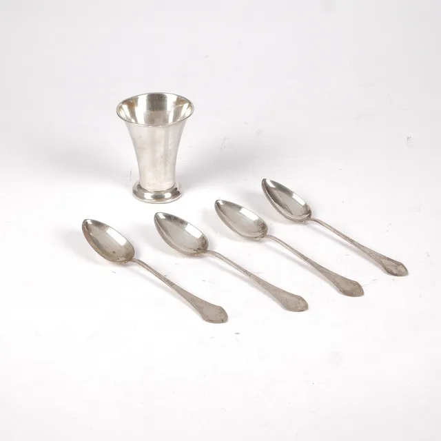 SKEDAR OCH POKAL, 5 st, silver.