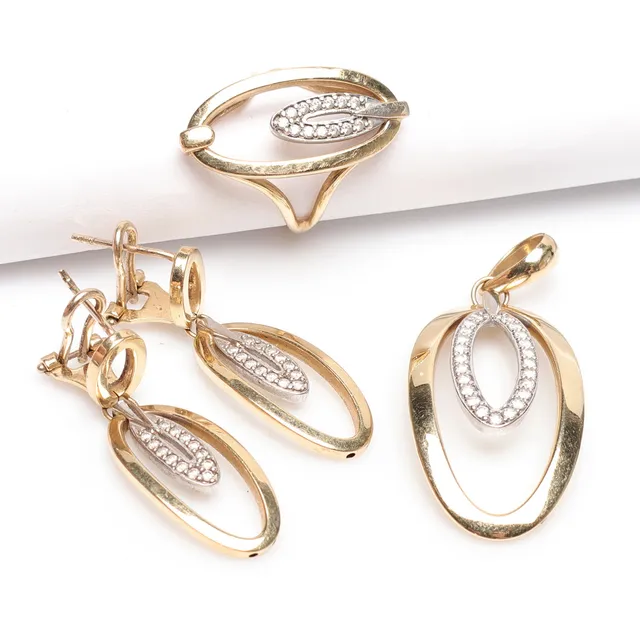 SMYCKESSET, guld, fyra delar, 14k ca 10,7 gram.