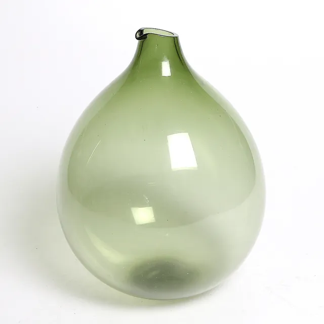 KJELL BLOMBERG. Karaff, glas, Gullaskrufs glasbruk. 1900-talets mitt.