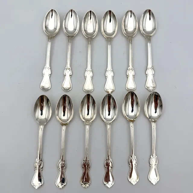 KAFFESKEDAR, silver, 12 st, modell Olga, i etui, total vikt skedar ca 182,3 gr.