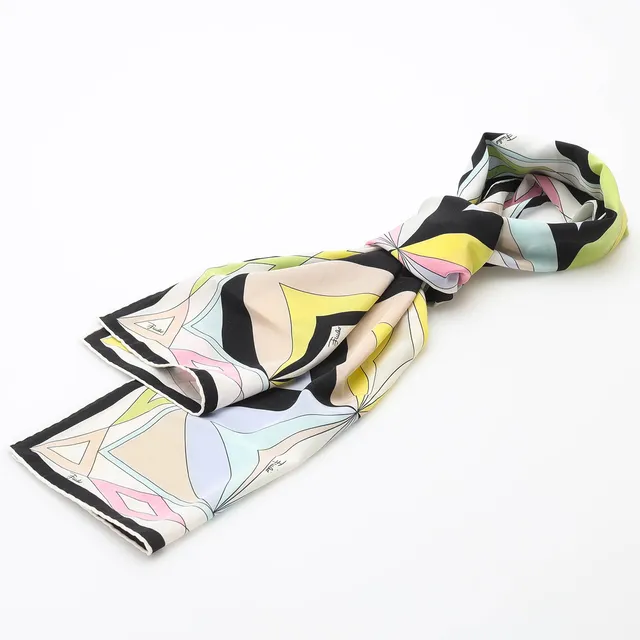 EMILIO PUCCI. Scarf, siden, Florens, Italien.