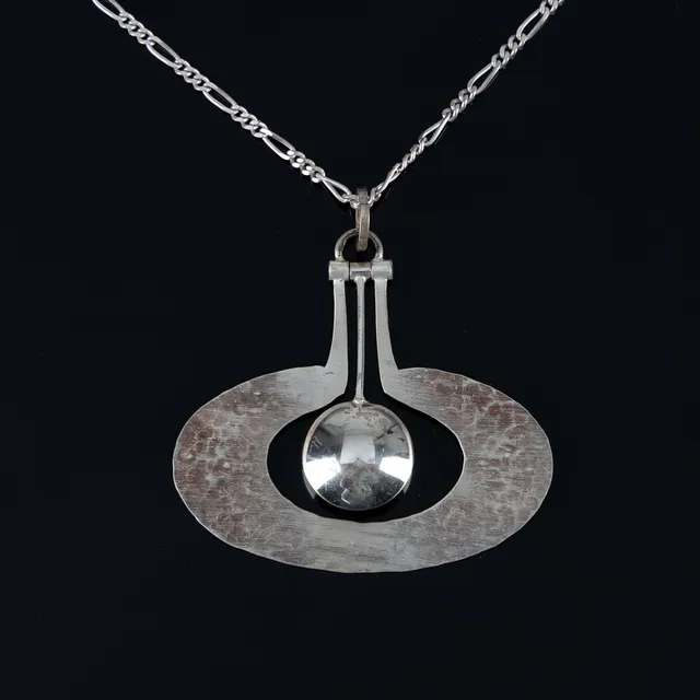 TAPIO WIRKKALA. HÄNGE, Päron, silver.
