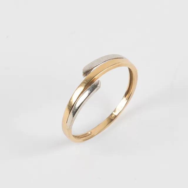 RING, 18K vitguld och guld, GHA.