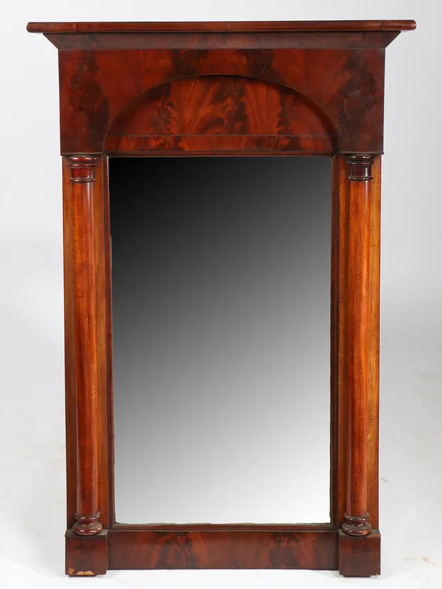 A VICTORIAN MAHOGANY PIER MIRROR.