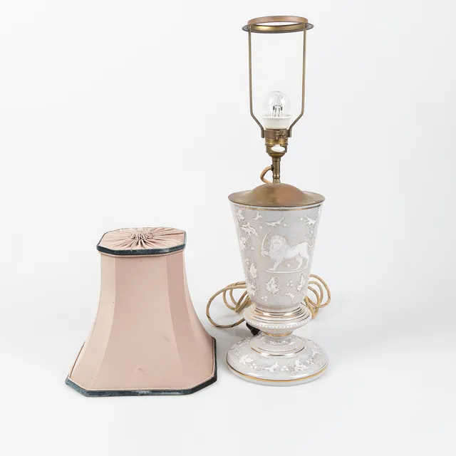 BORDSLAMPA, Frankrike, 1800-talets sista del.