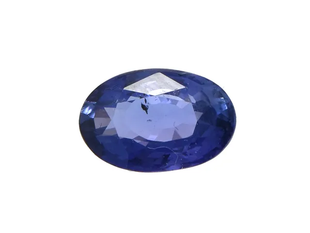 SAFIR, ovalslipad, 9,7 x 6,3 x 4,4 mm, litet nagg.
