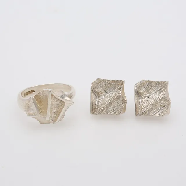 MATTI HYVÄRINEN. RING SAMT ÖRHÄNGEN, SILVER, FINLAND.