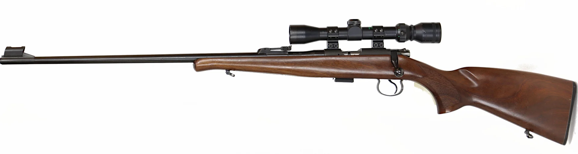 247. KULGEVÄR VÄNSTER, tjeckiskt, Repeter, fabrikat CZ, modell 452-2E ZKM, kaliber .22LR, tillv.nr A171360, se-nr SE2212056. — Rifles — Walter Borg