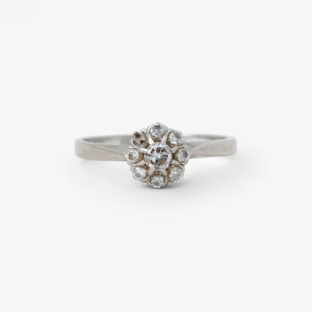 RING, 18k vitguld, gammalslipade diamanter. Vikt ca 2,6 gram.