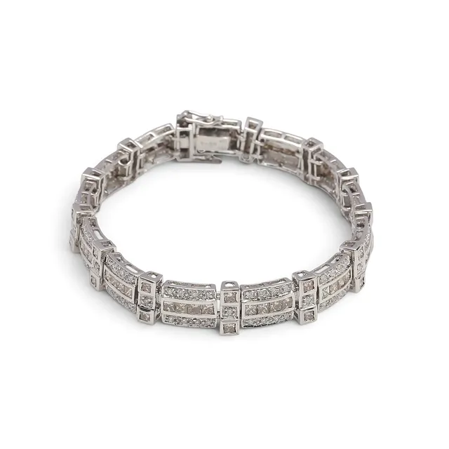 Diamonds bracelet.