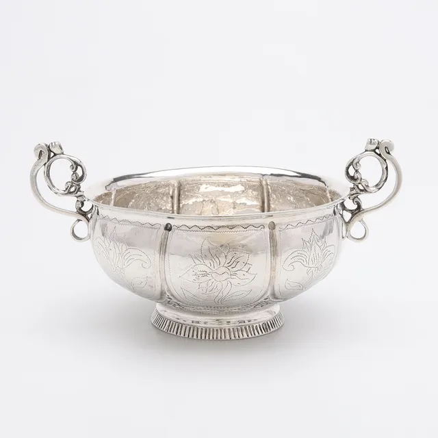 ANDERS MENELL (1759-1806) BRÄNNVINSSKÅL, silver, Kalmar, 1780.