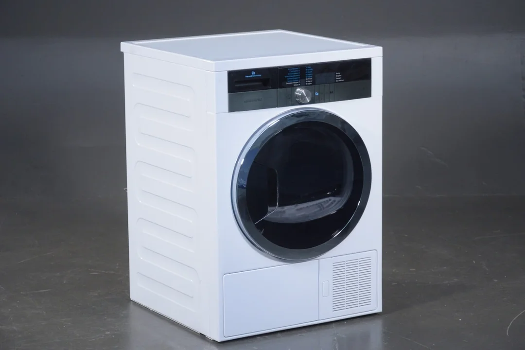 Grundig tørretumbler (løbenr. 354) — Home and garden/Home — Lauritz