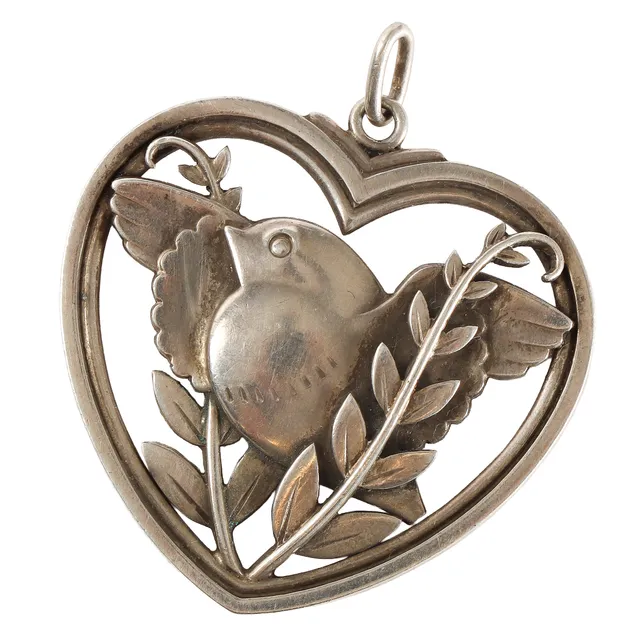 Arno Malinowski for Georg Jensen. Heart-shaped pendant in sterling silver, no 97.