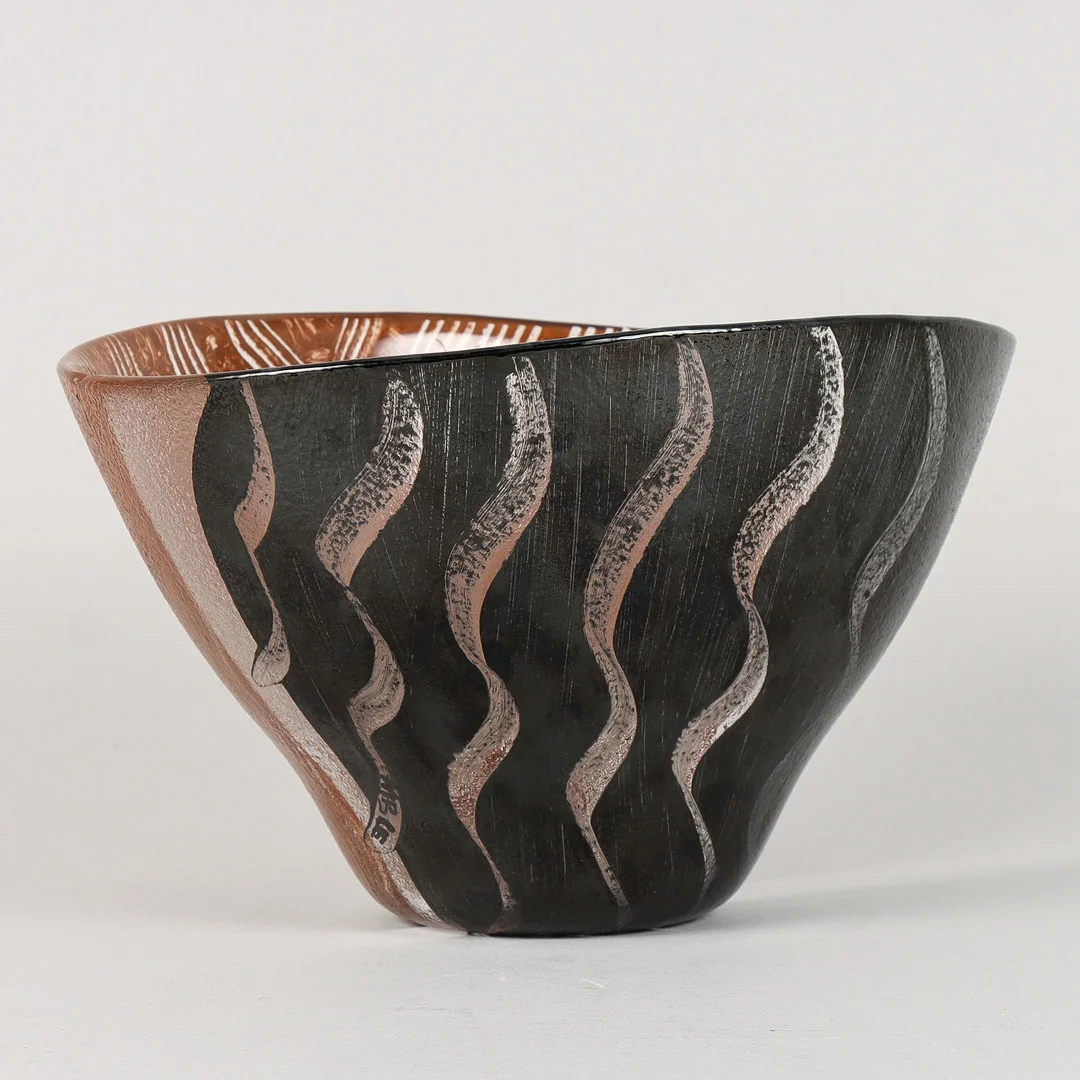 MONICA BACKSTRÖM. Vas "Tonga" Kosta Boda, signerad. — Art glass — Karlstad Hammarö Auktionsverk