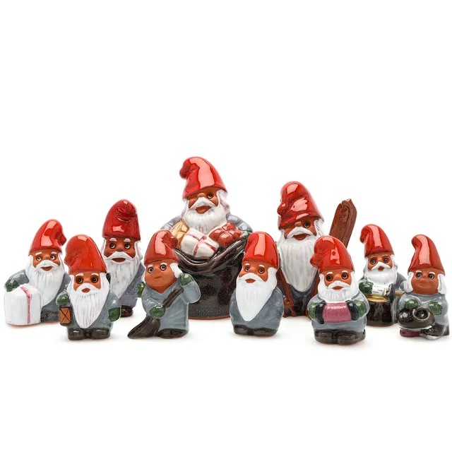 ROLF BERG. Figuriner, 10 st, glaserat lergods, tomtar.