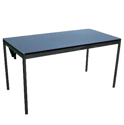 USM Haller. Tisch / Schreibtisch. — Tables — Stockholms Auktionsverk Düsseldorf/Neuss