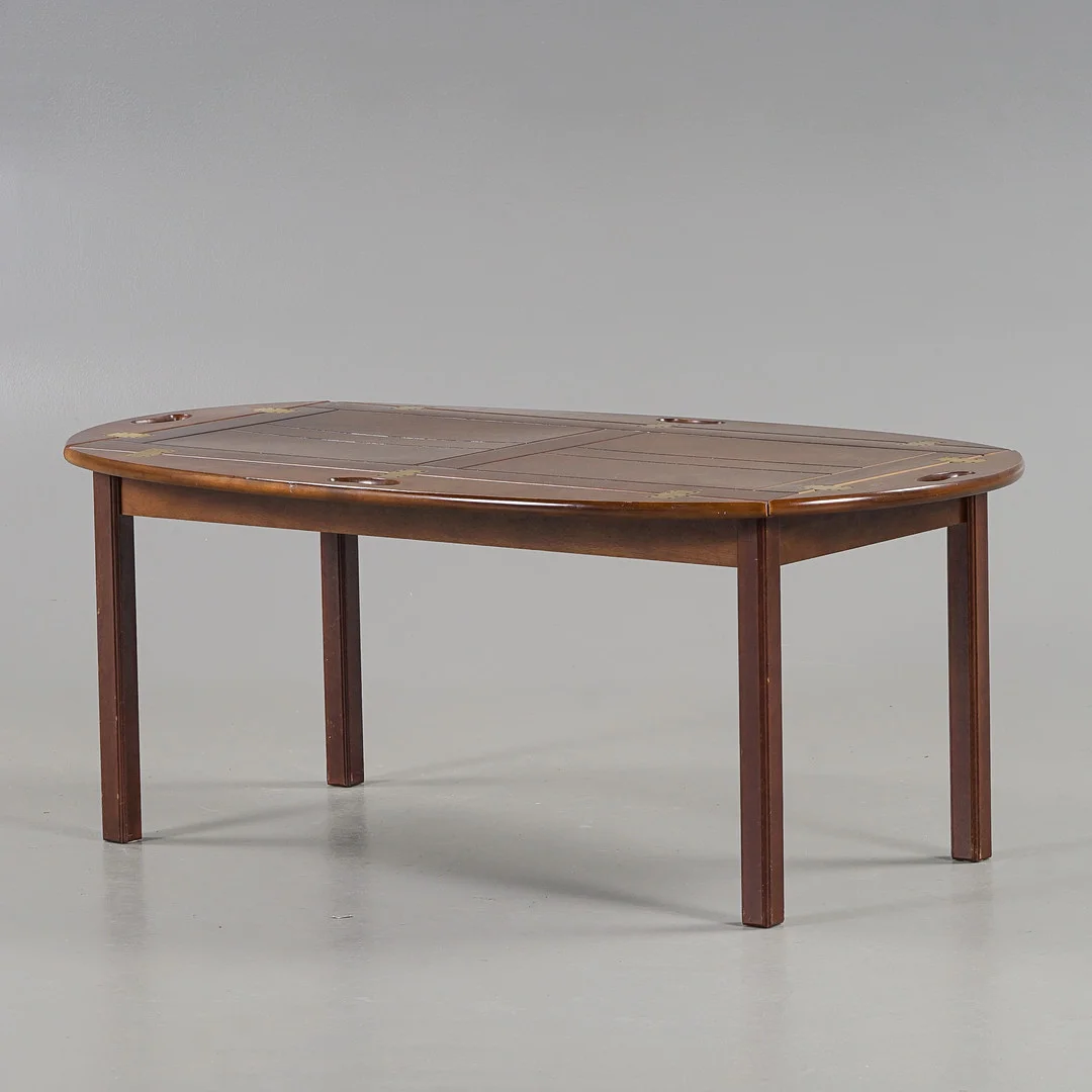 SOFFBORD "Butlers Tray" Engelsk stil, mahogny, 1900-talets andra hälft. — Coffee Tables — Karlstad Hammarö Auktionsverk