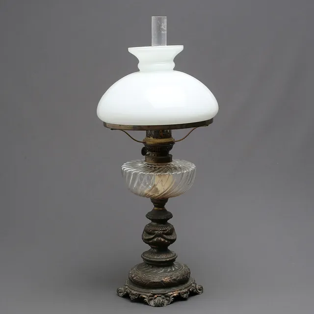 BORDSFOTOGENLAMPA, 1800/1900-tal.