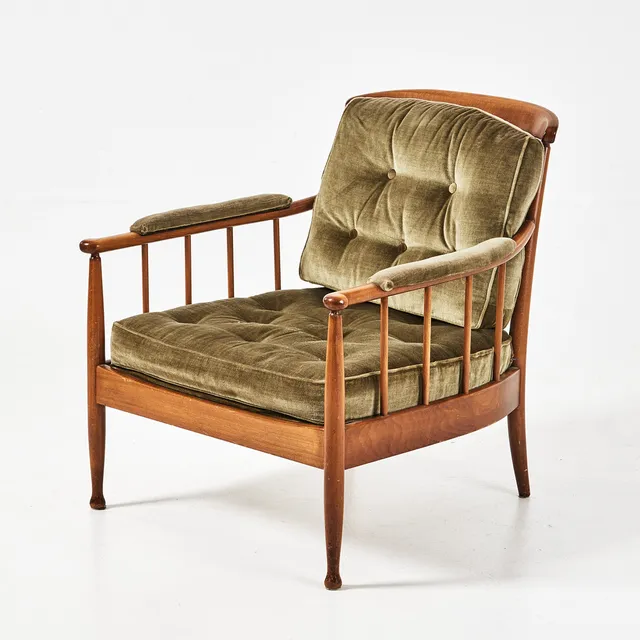 KERSTIN HÖRLIN HOLMQVIST. Fåtölj, "Skrindan", formgivningsår 1963, stomme av mörbetsad bok.