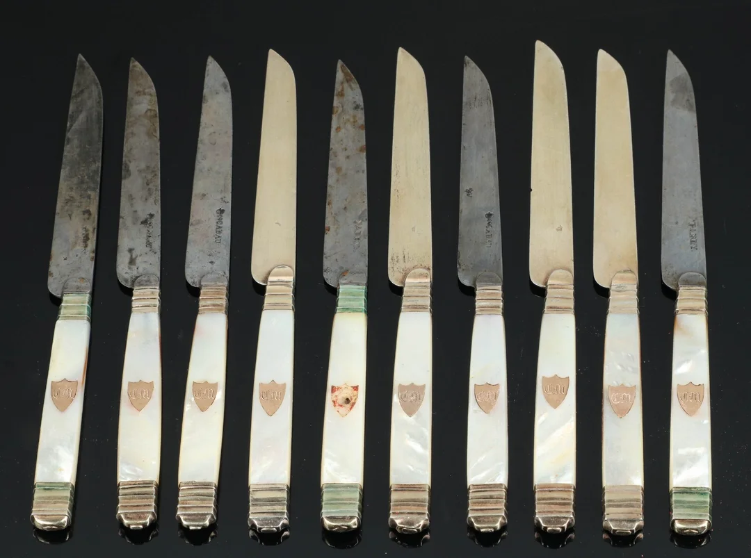 10 frugtknive med perlemorsdekoration — Silver, bronze, copper and pewter/Silver flatware — Lauritz