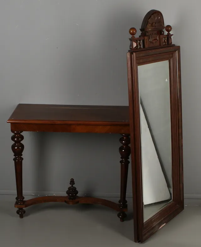 SPEGEL med konsolbord, nyrenässans, 1800-talets andra hälft.