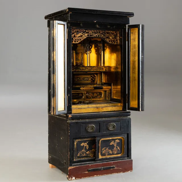 Kin-Butsudan, Hausaltar. Meiji Zeit.
