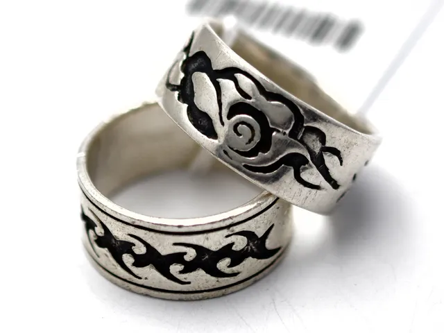 Ringar 2st Silver S925 21,7g Ø 22, defekta små skador
