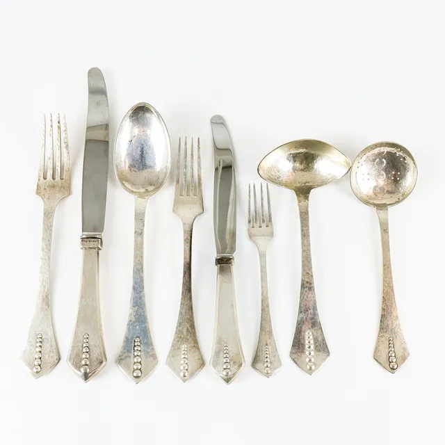 ANDERS NILSSON. Besticksuppsättning, Lund, 1919, total vikt. 2546 gram.