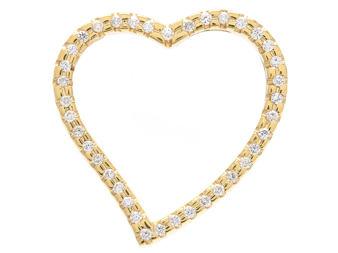 HÄNGE, hjärta, 18K guld, 38 briljantslipade diamanter ca 0,20 ctv, ca TW/VS, stl 22 x 20 mm, vikt 3,5 g, skada på undersidan vid hängning. — Smycken/Hänge — Kaplans