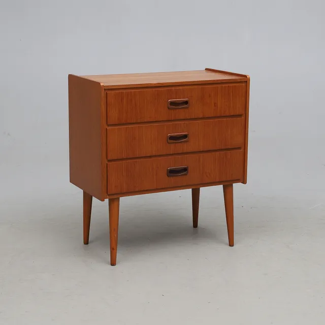 BYRÅ, teak, 1900-talets mitt.