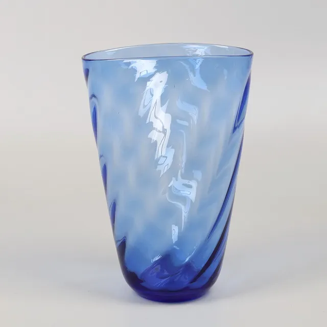MONICA BRATT. Vas, glas, Reijmyre glasbruk.