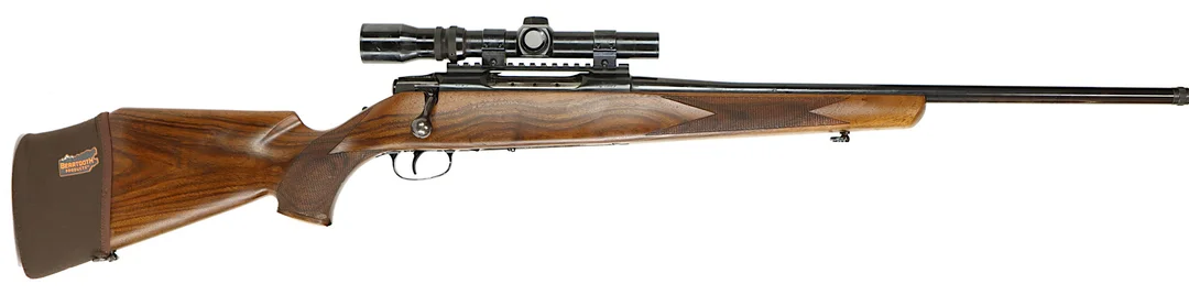 KULGEVÄR, fabrikat Carl Gustav, modell 3000, kaliber .30-06, tillv.nr C13073, se-nr SE0661207. — Rifles — Walter Borg