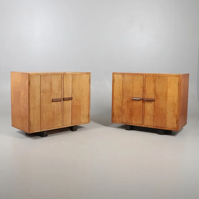 GORDON RUSSELL - PAIR OF COTSWOLD SCHOOL OAK CABINETS.