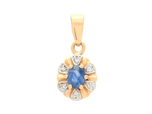 CARMOSÉHÄNGE, 18K guld, blå safir, 6 åttkantslipade diamanter ca 0,03 ctv, ca W/SI, höjd 15 mm, vikt 0,7 g.