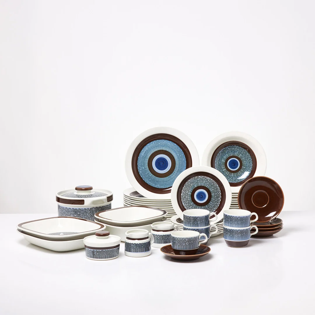 CHRISTINA CAMPBELL. Servisdelar, 39+5 dlr, porslin, "Amanda", Rörstrand. — Tableware — Stockholms Auktionsverk Sickla