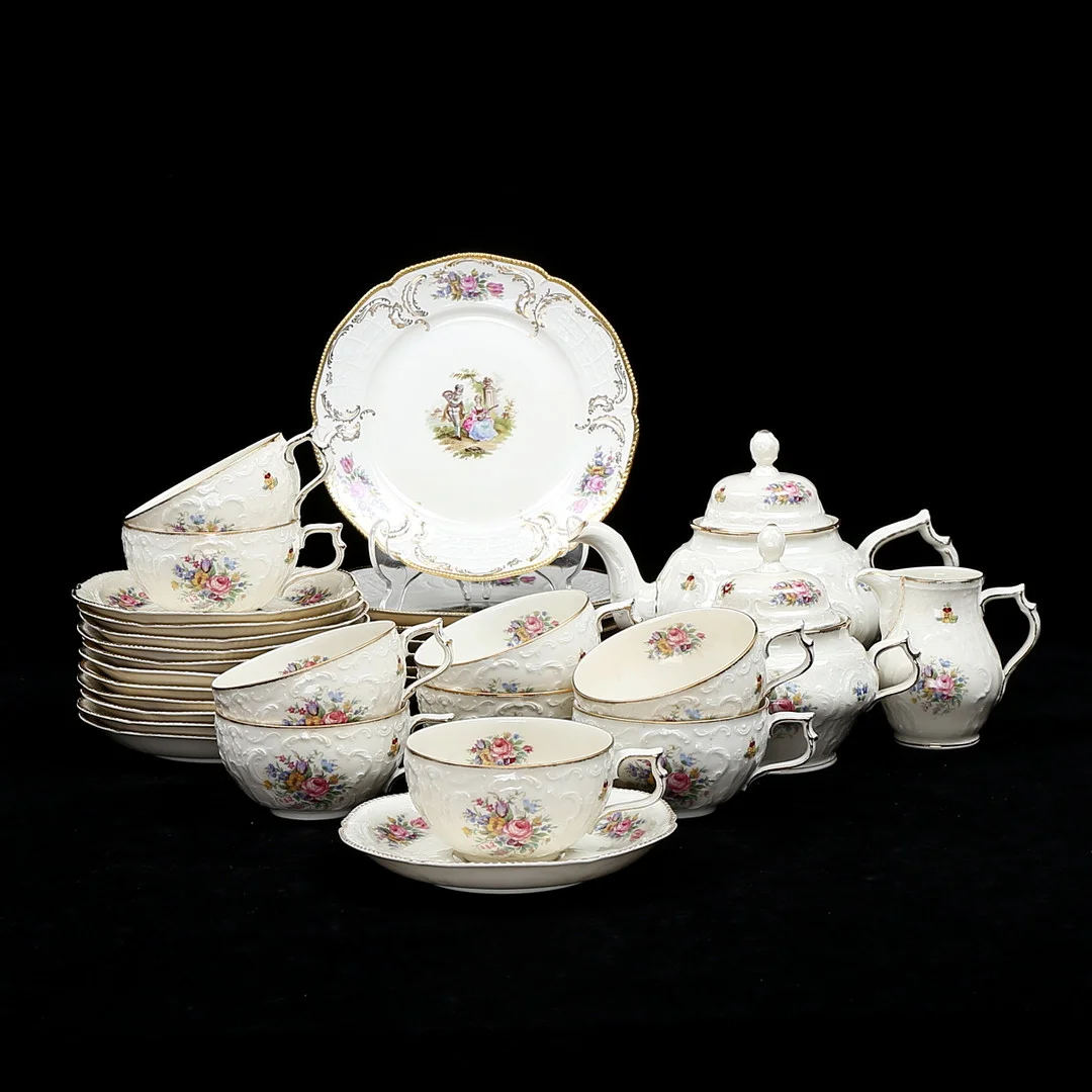 TESERVIS, 31 delar, porslin, "Sanssouci", Rosenthal. — Tableware — Växjö Auktionskammare