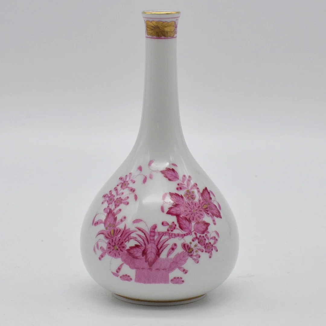 HEREND HUNGARY, KLEINE VASE, APPONYI PURPUR, MODELL 7105, PORZELLAN, UM 1950ER. — European — Kunst- und Auktionshaus Kleinhenz