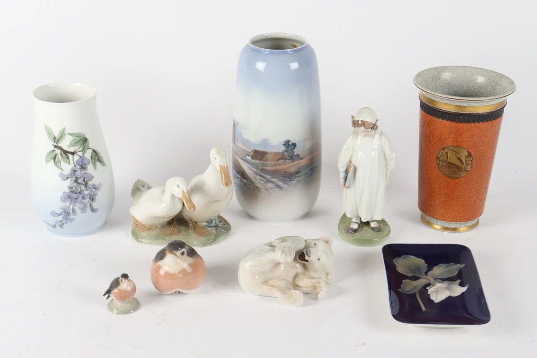 Royal Copenhagen og B&G samling figurer og vaser (9) — Glass, porcelain and ceramics/Figures — Lauritz