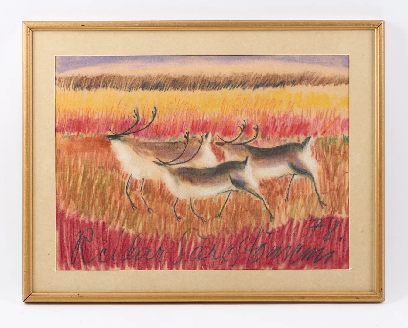 REIDAR SÄRESTÖNIEMI. Tre renar i höstlandskap, signerad samt daterad -78, pastellmålning. — Paintings — Stockholms Auktionsverk Helsinki