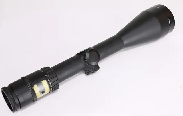 727. KIKARSIKTE, TRIJICON ACCUPOINT 2,5-10X56.