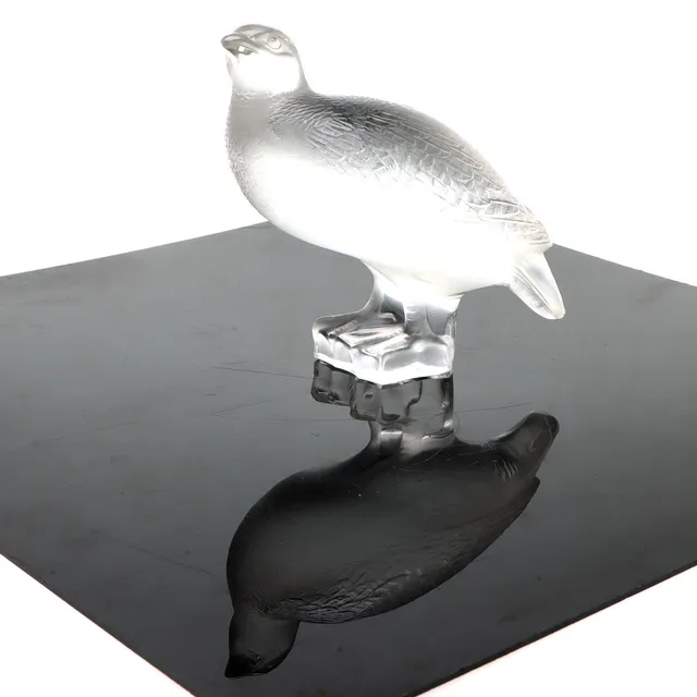 RENÉ LALIQUE. Skulptur, fågel, Frankrike, signerad.
