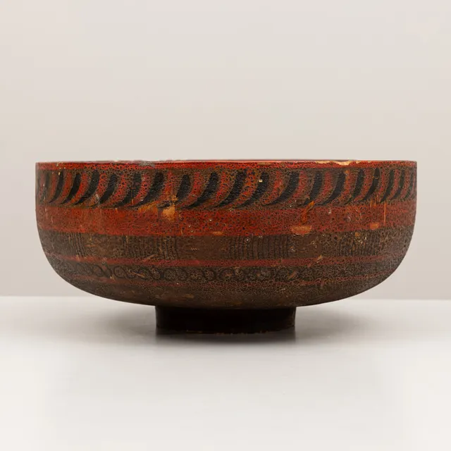 ÖLBOLLE, bemålat trä, 1800-tal.