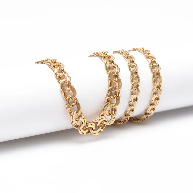 COLLIER, doserad bismarckslänk, 18K guld, vikt ca 14gram.
