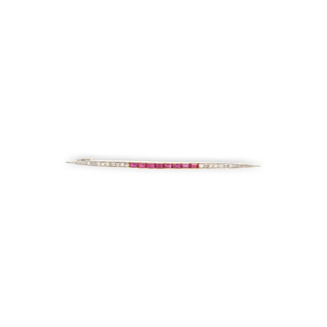 Diamonds and rubies brooch, first third of the 20th Century. — Brooches & Pendants — Balclis