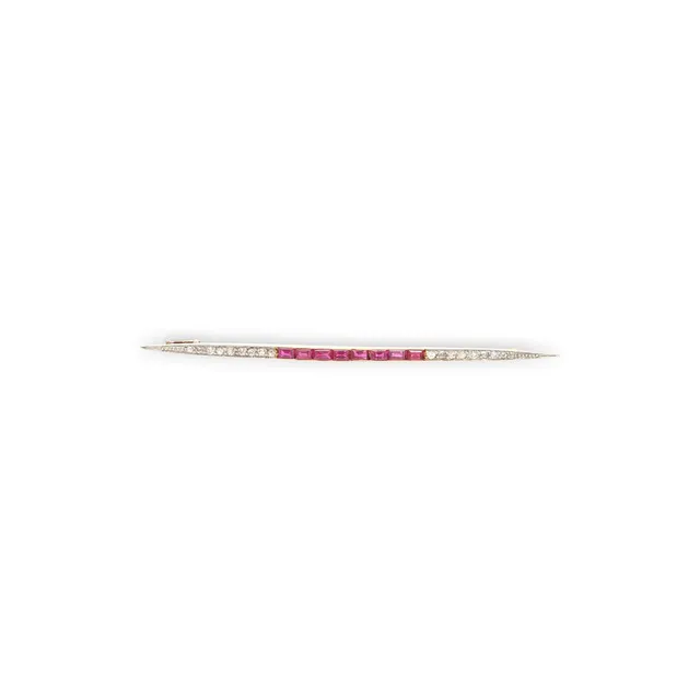 Diamonds and rubies brooch, first third of the 20th Century.