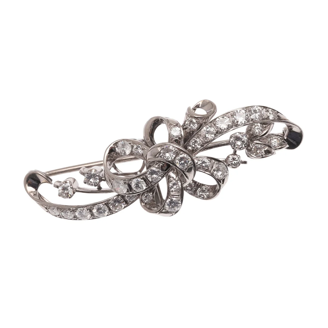 A DIAMOND BROOCH. — Brooches & Pendants — Lawrences Auctioneers