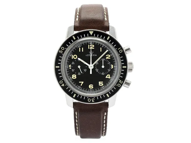 LEMANIA, s.k. "Viggen", kronograf, herrur, 42 mm, Cal 1872, Serie nr. 3056428, Boett nr. 817, stål, manuell, plexiglas, gravyr ("Tre kronor" M 3440 051010 / 291), läderband, ca 1970.