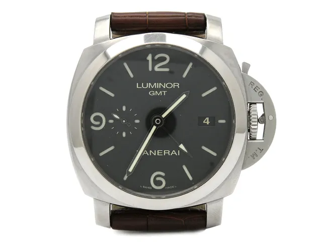 PANERAI, Luminor 1950, 3 Days, GMT, Cal P. 9001, Verk nr. 006745, Serie nr. M1874/3000, Ref nr. PAM00320, Boett nr. OP6817 / SM3015502, herrur, 44 mm, stål, automatisk, safirglas, datum, liten sekundvisare, 24-timmarsvisning, läderband (extra läderband, gummiband), originalspänne, cert, april 2011, box, ytterkartong.