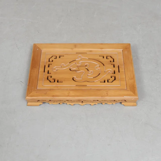PIEDESTAL, orientalisk.