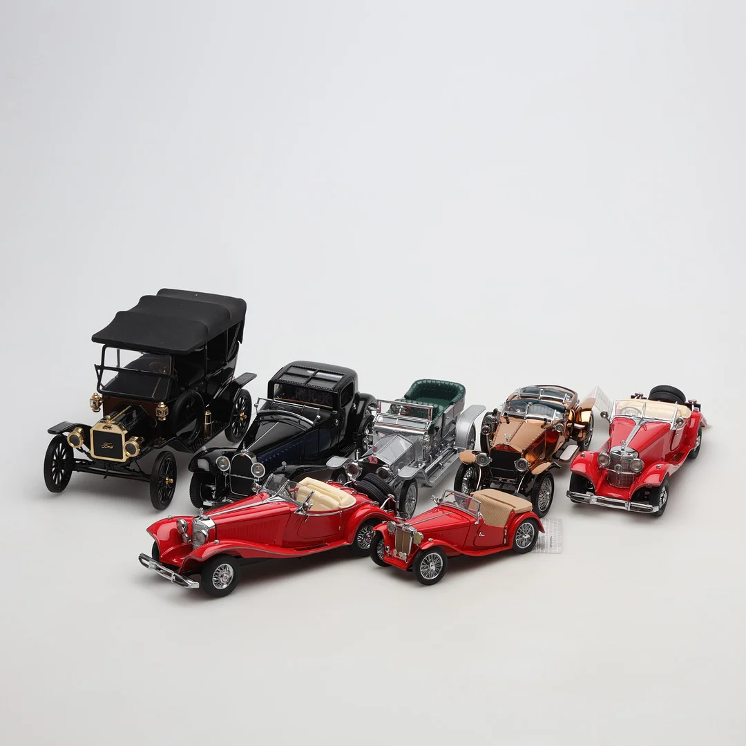 MODELLBILAR, 7 stycken, Franklin Mint. — Model cars — Borås Auktionshall